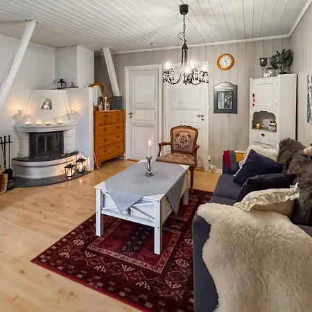 Leilighet 2 Bedroom Cozy In *